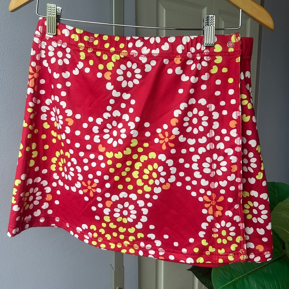 LIKE NEW Athleta Wrap Skirt Bathing Suit cover up snap button closure size small